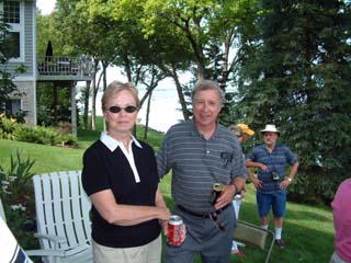 http://home.catholicweb.com/trianglegolfoutings/images/2004-Summer/Reunion11.jpg