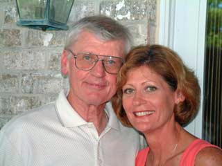 http://home.catholicweb.com/trianglegolfoutings/images/2004-Summer/Reunion16.jpg