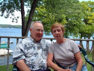 http://home.catholicweb.com/trianglegolfoutings/images/2004-Summer/Reunion5.jpg