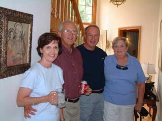 http://home.catholicweb.com/trianglegolfoutings/images/2004-Summer/Reunion6.jpg