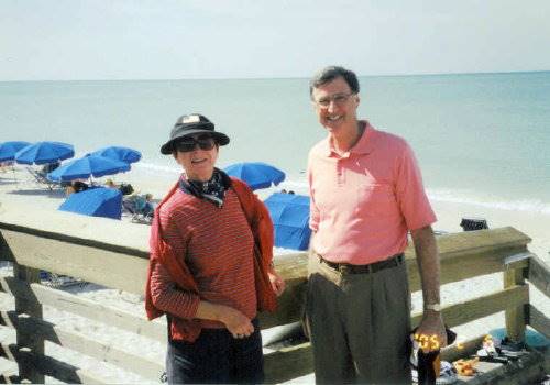 http://ouronlineschools.org/Triangle/2005-Naples/2005Naples7.JPG